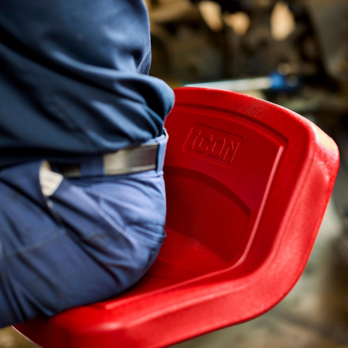 Adjustable Shop Seat with Tool Storage W271