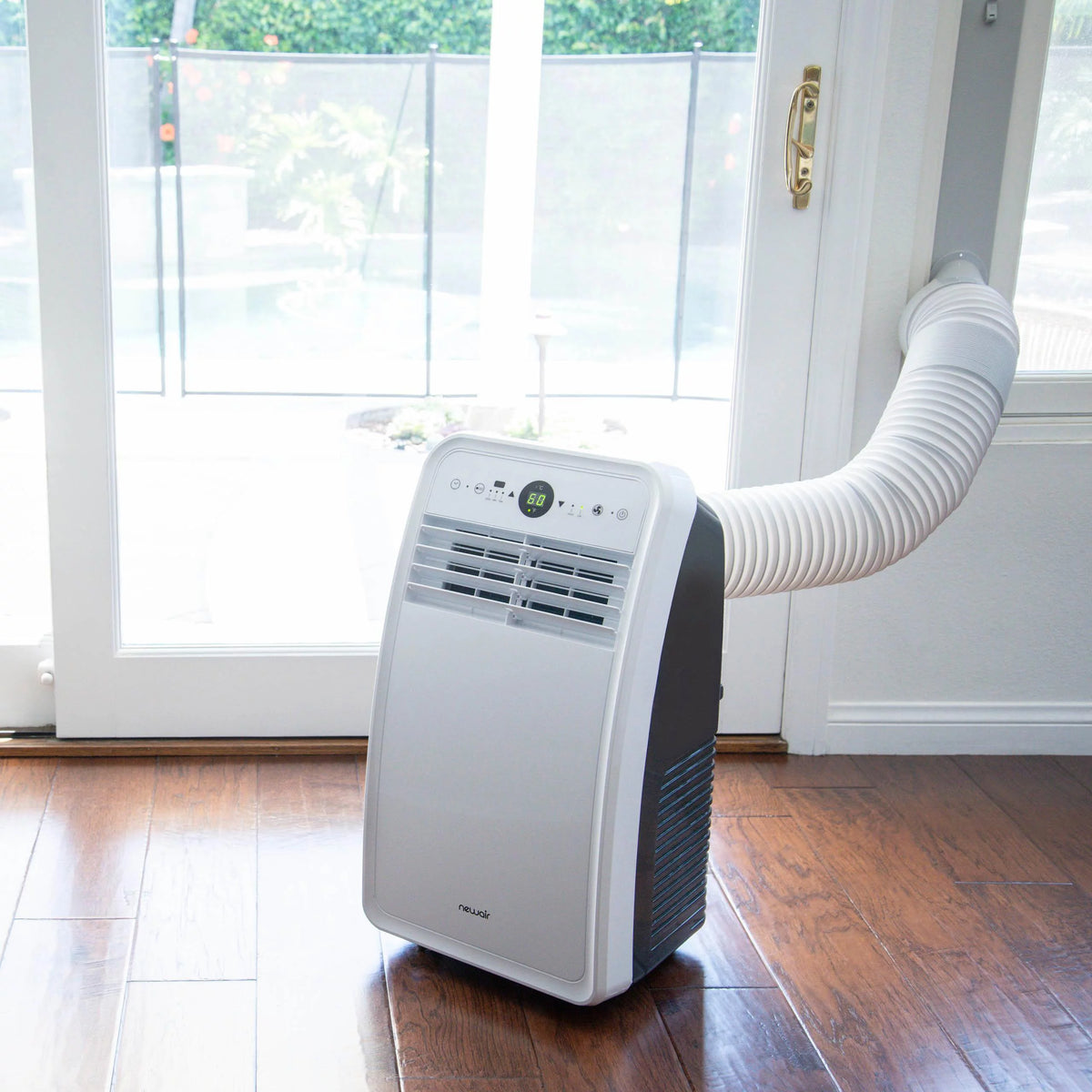 Portable Air Conditioner with Remote Control B81073