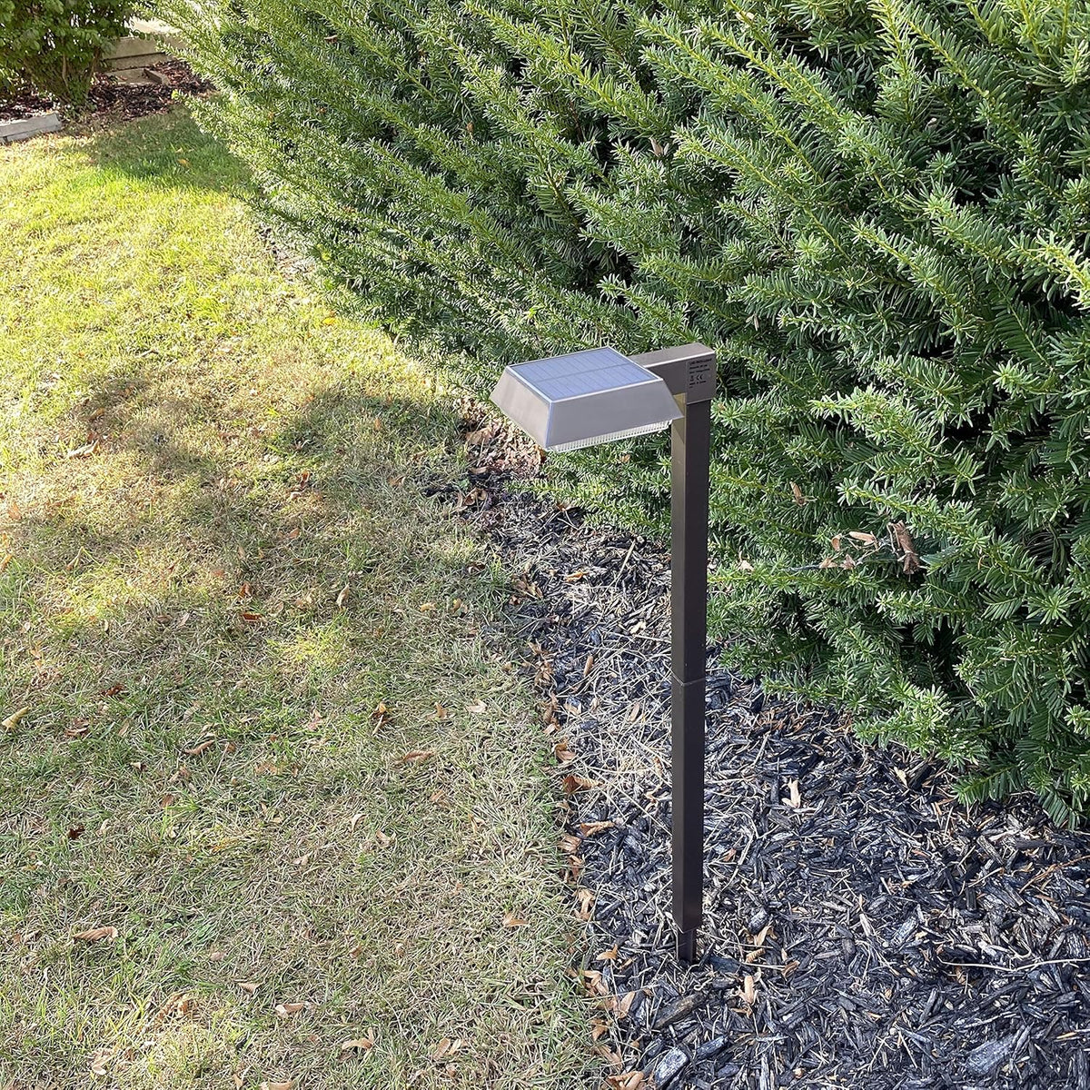 Solar Pathway Lights 300 lumens 4 Pack A439768