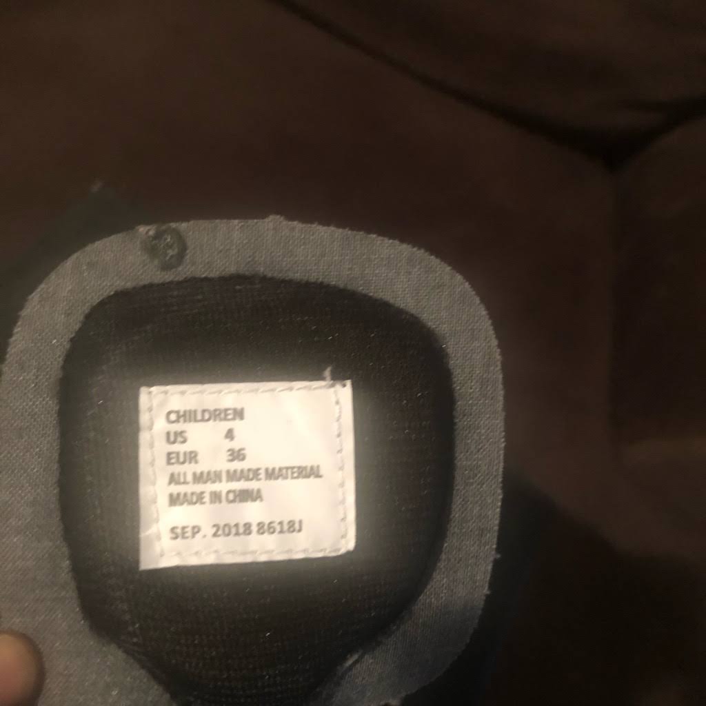 Black Size 4 Skates J173