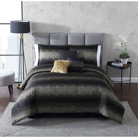 7 Piece Metallic Stripes Comforter Set Full Queen Black and Gold S572687