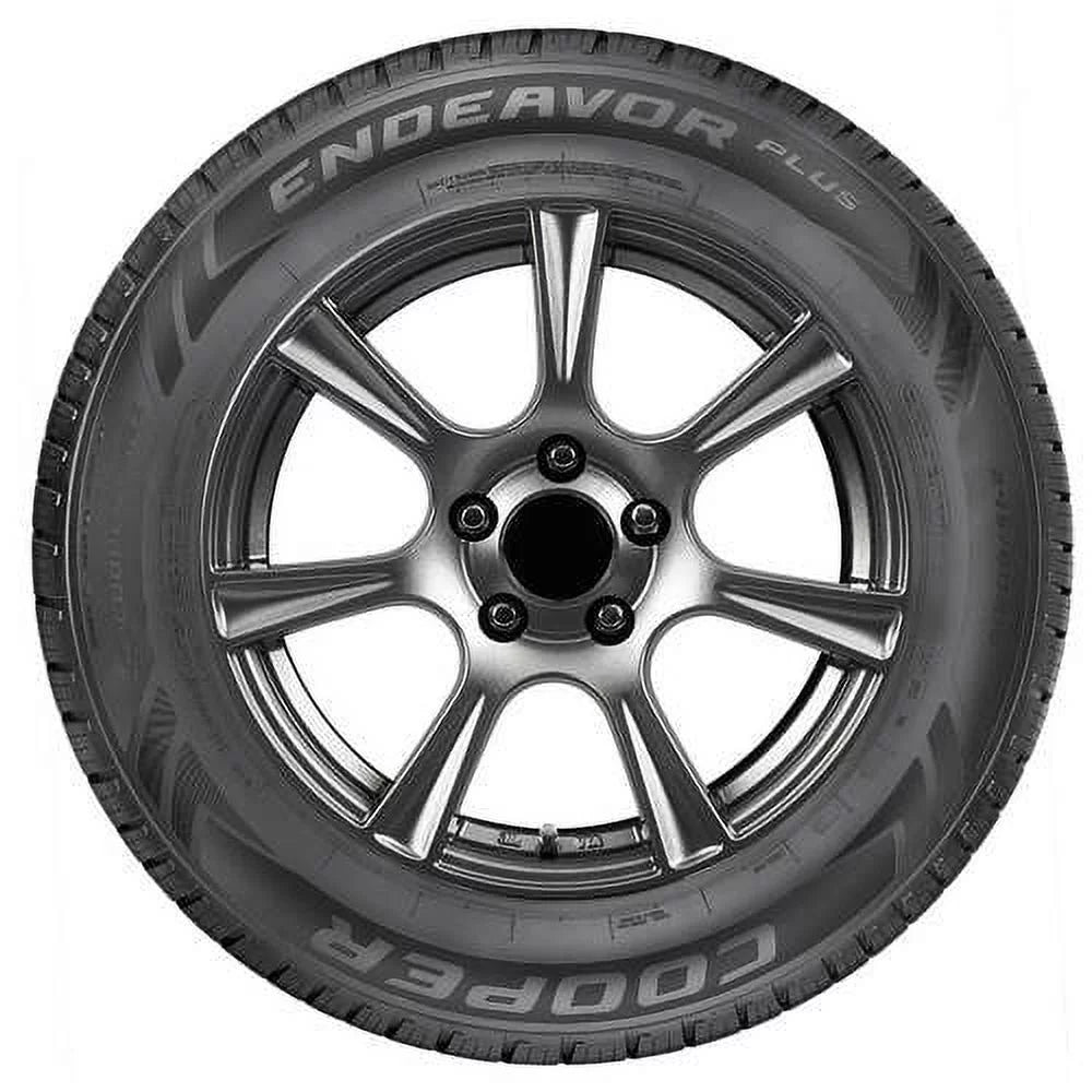 All-Season 255/65R18 111H Tire P704575