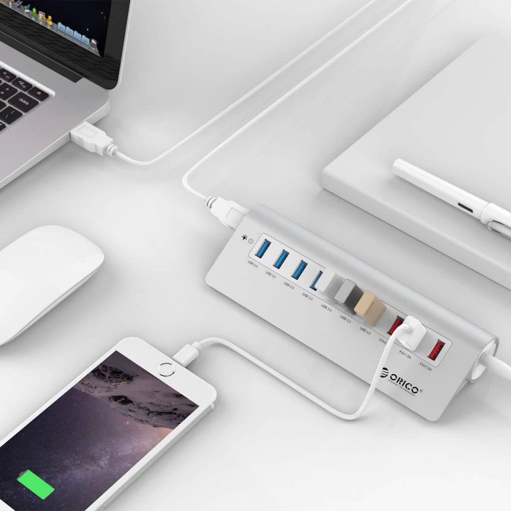 10 Port USB 3.0 Hub with 3.3 ft Cable Silver L579