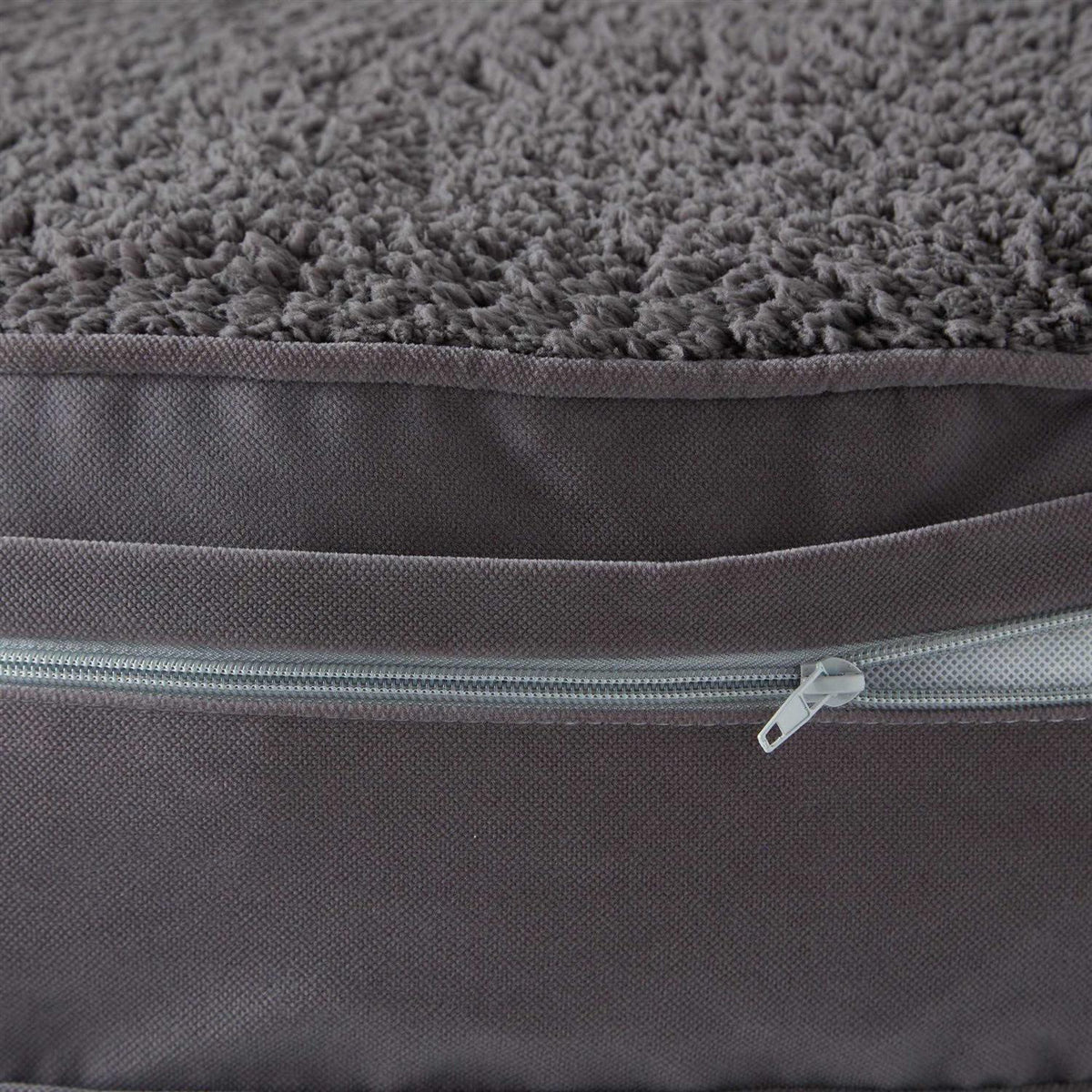Round Dog Bed L6477