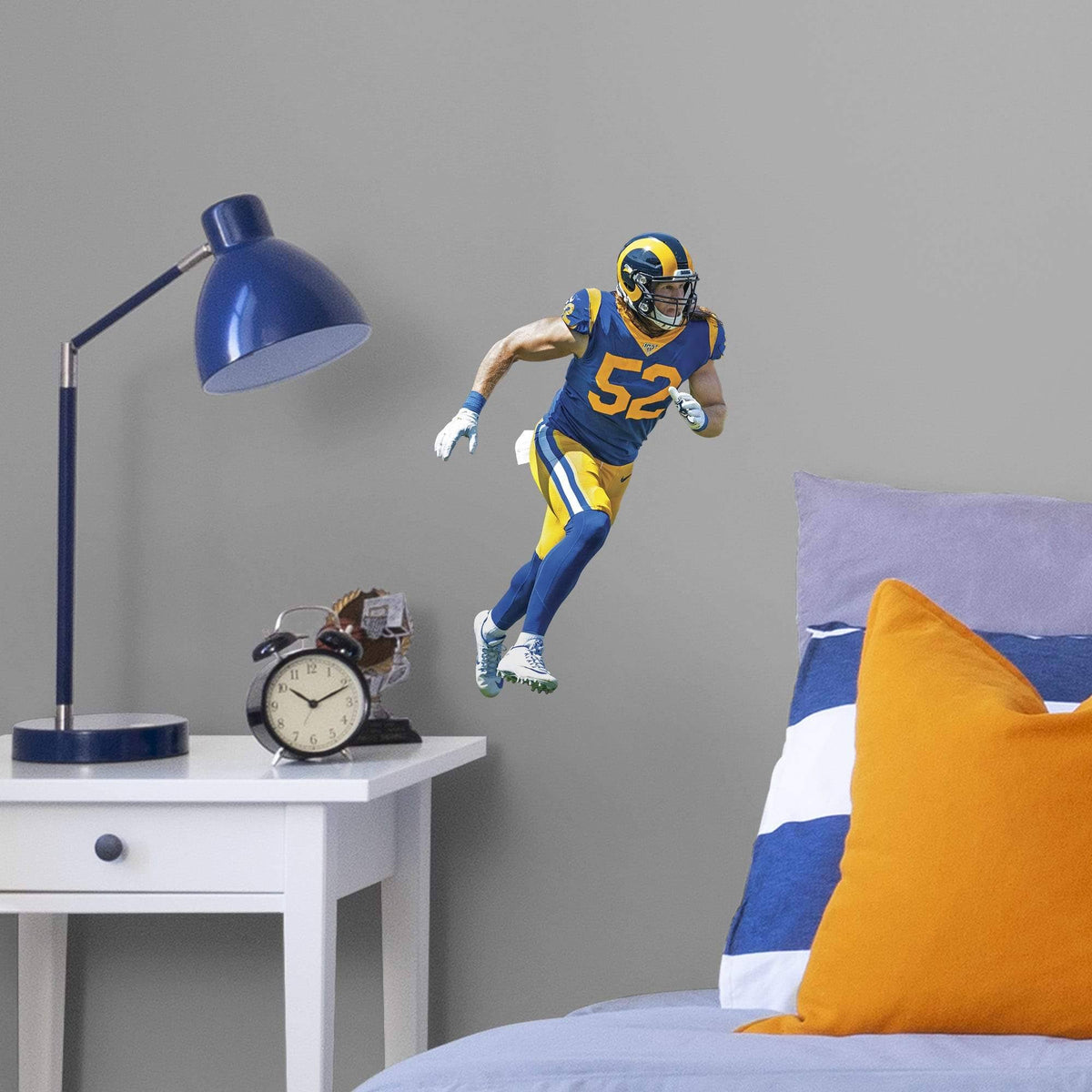 Removable Wall Decal Giant Athlete + 2 Wall Decals T496796