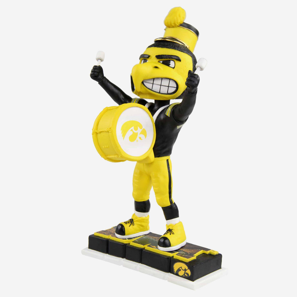 Iowa Hawkeyes NCAA Mascot Bobblehead Y5992