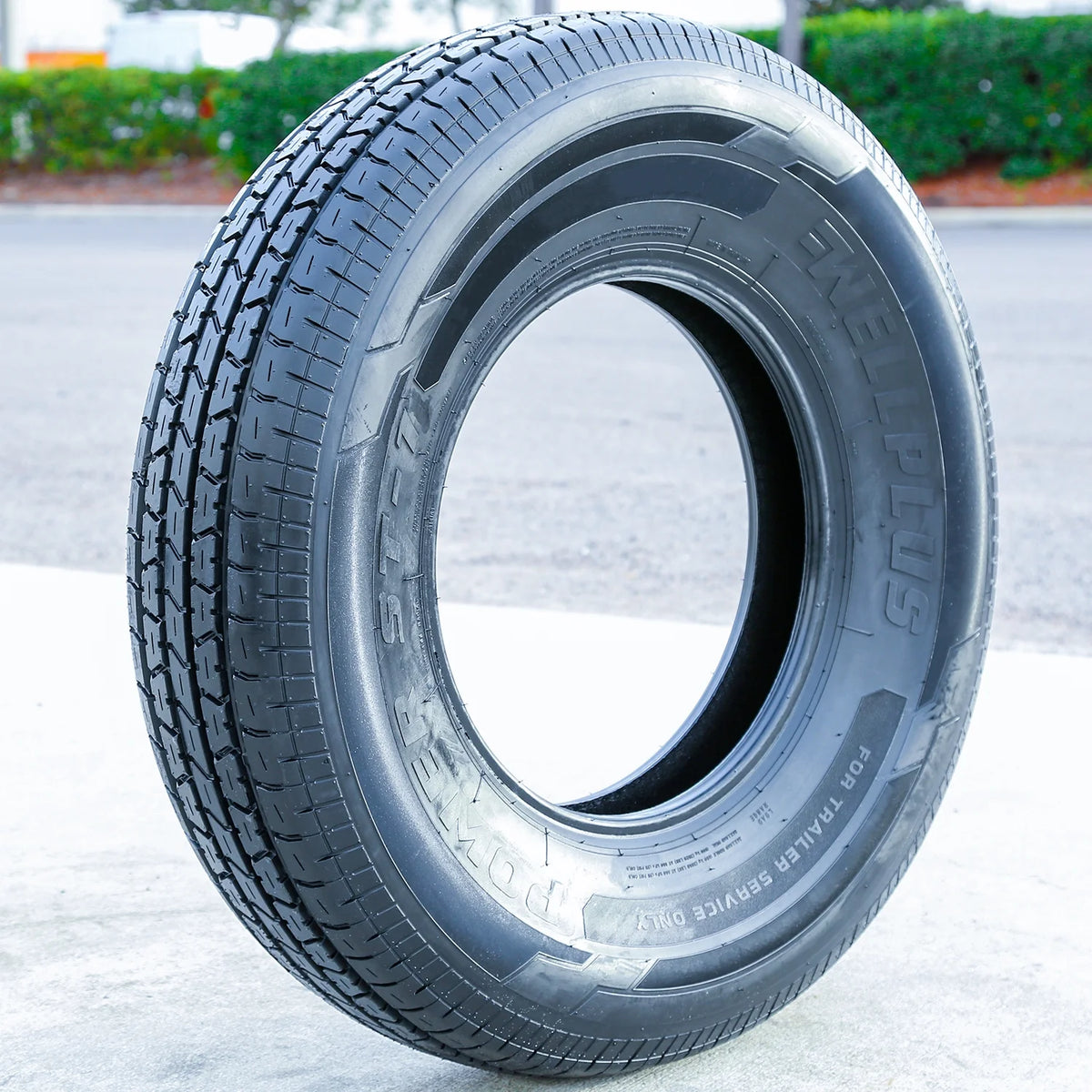235/80R16 10 Ply Trailer Tire B260