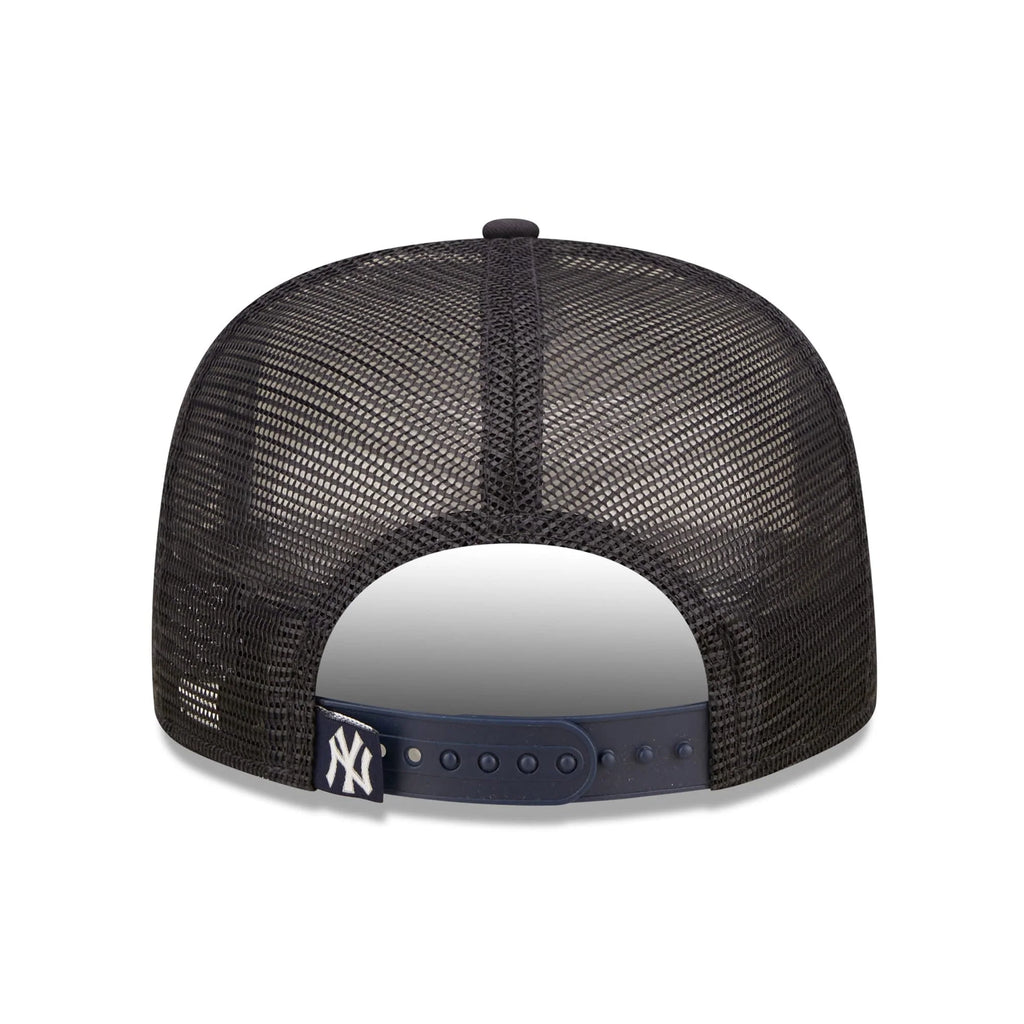 Men's White/Navy Snapback Hat Q434456