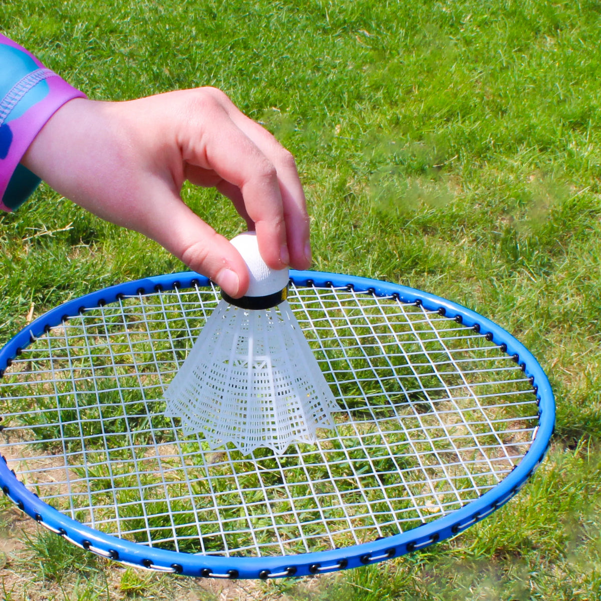 Outdoor Badminton Set with Net Rackets and Birdies K3387